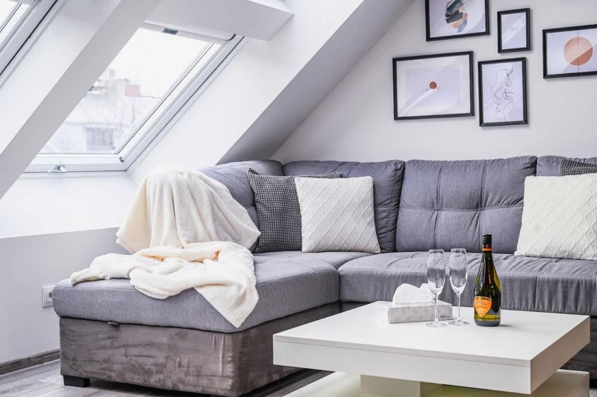 Luxury Apartment In The City Center Bratislava Exterior foto